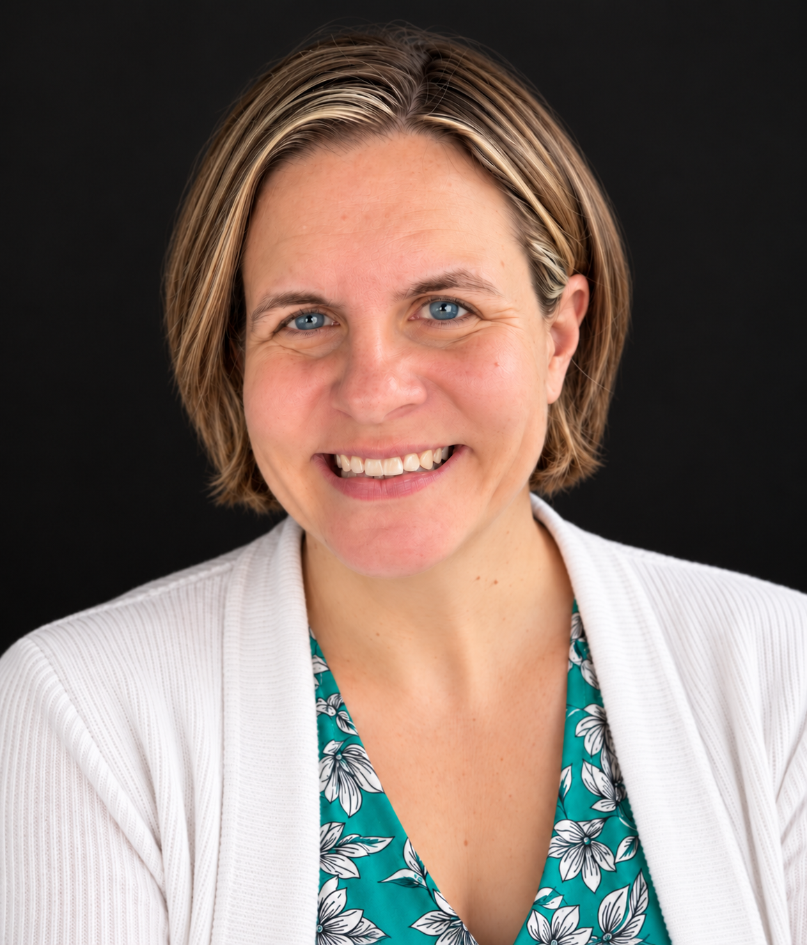 Photo of Kelly Hetherington